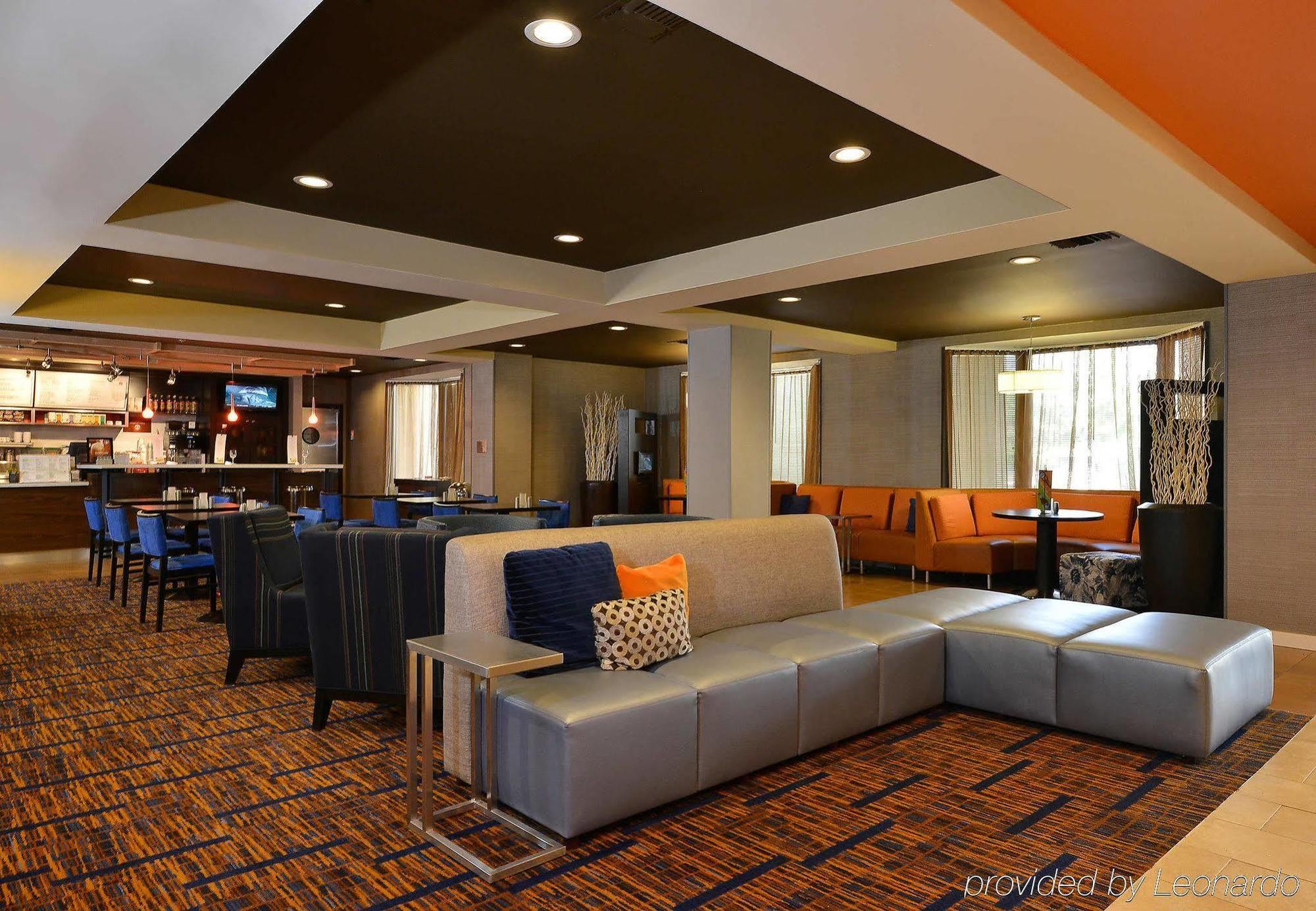 Courtyard By Marriott Бентонвилль Экстерьер фото