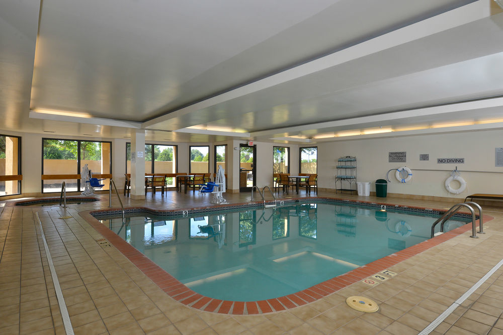 Courtyard By Marriott Бентонвилль Экстерьер фото